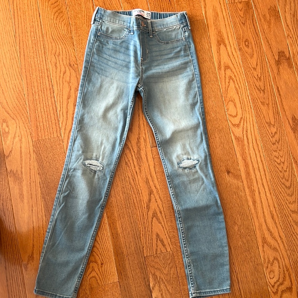 Comfy pull on jean, soft and cute